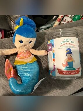 Scentsy Malani the Mermaid Buddy Clip Plush NEW
